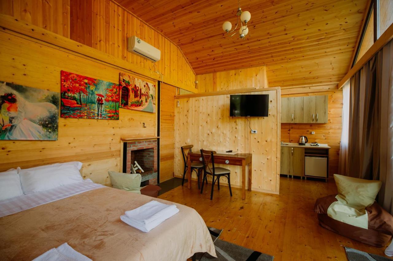 River Land Cottages Tskhmorisi ภายนอก รูปภาพ